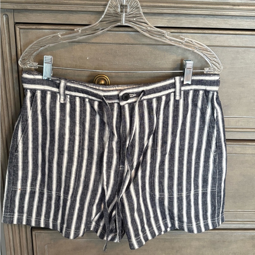 Madewell Navy and White Striped Shorts